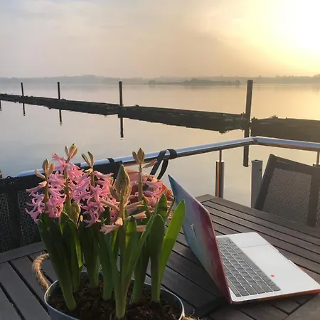 Hausboot Fjord Claudia